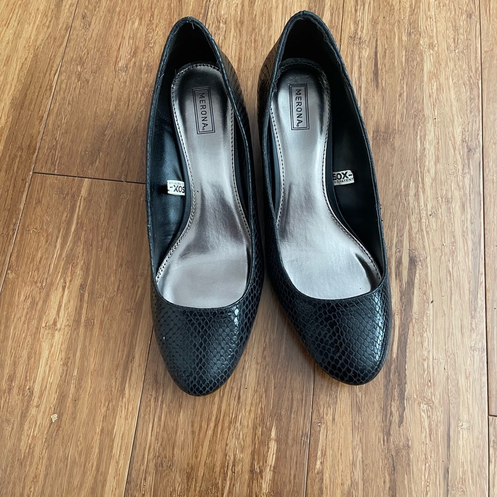 Merona Dark Textured Heels